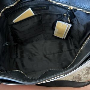 Mk am to tote leather